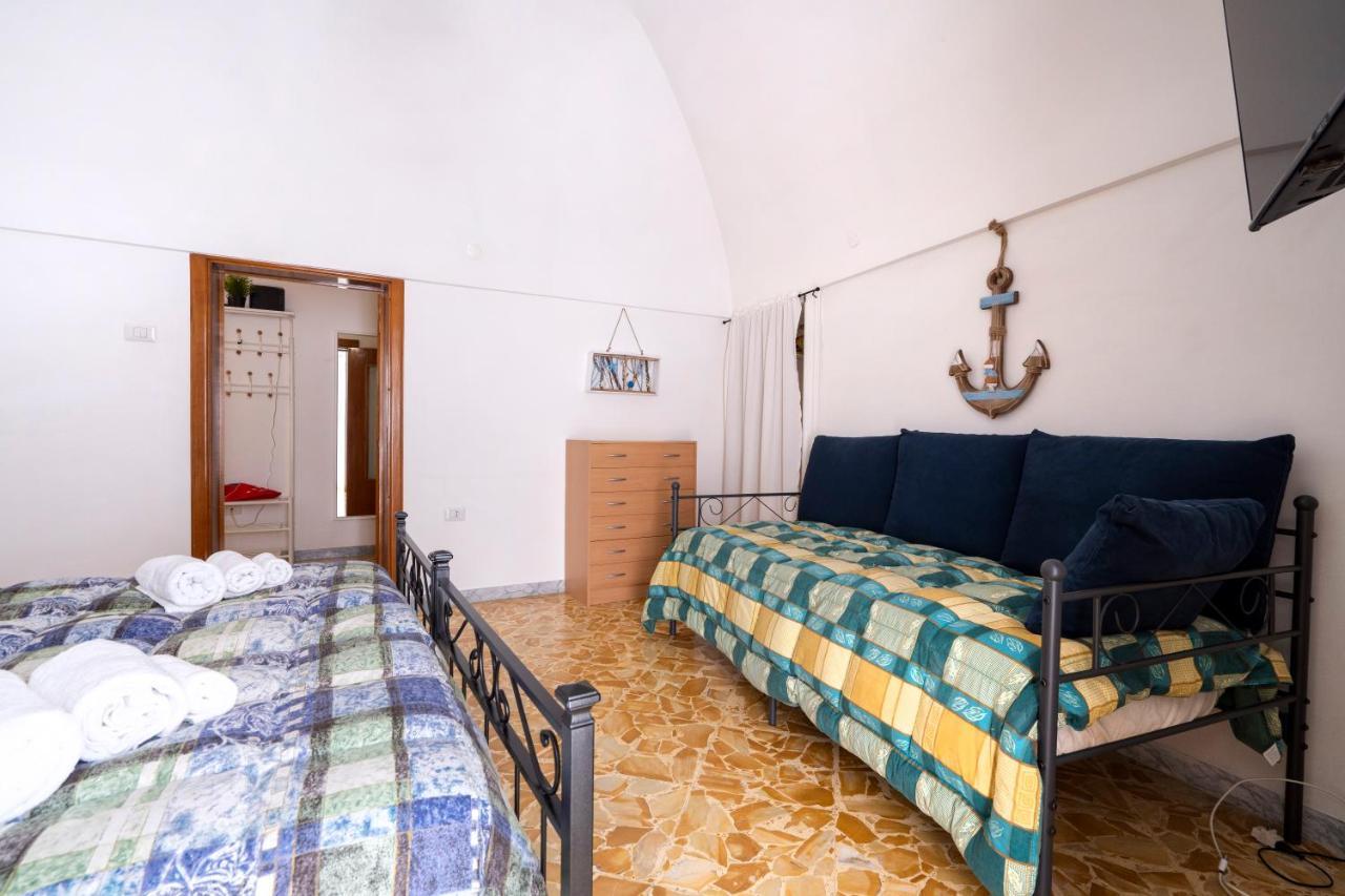 Vico II Terrace Apartment A Step From Piazza Roma Martina Franca Kültér fotó